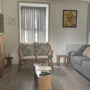 https://kilaturley-house-apartment.westport-hotels.com