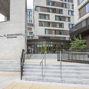 https://the-crows-nest-ucc-summer-beds.corkhotel.net