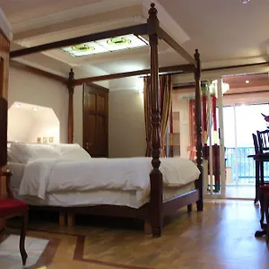 Roxford Hotel