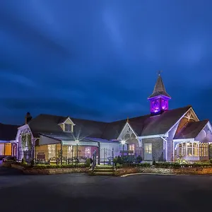 https://oak-wood-arms.hotel-killarney.com
