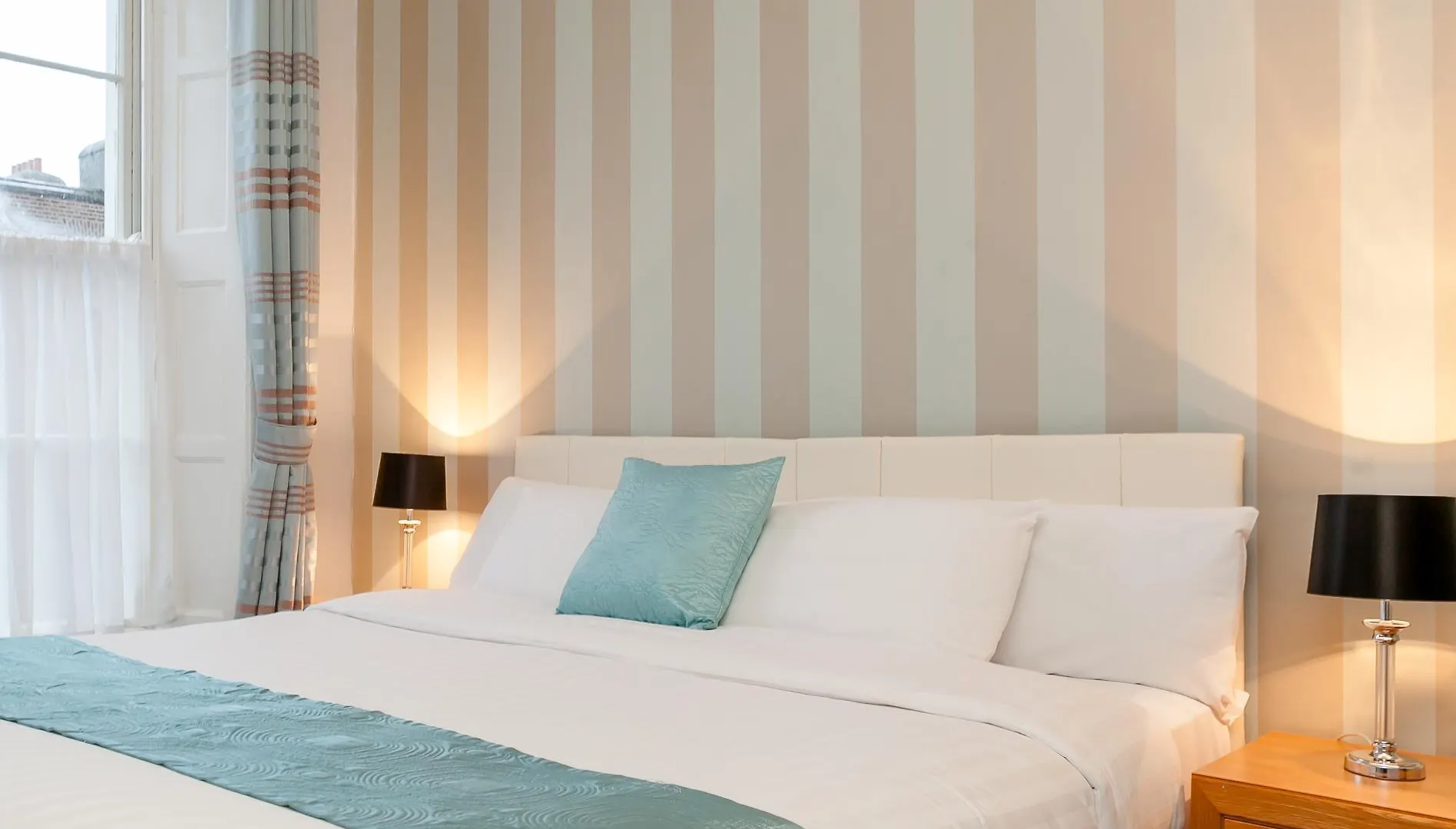 Amberley House By Thekeycollections Aparthotel Dublin